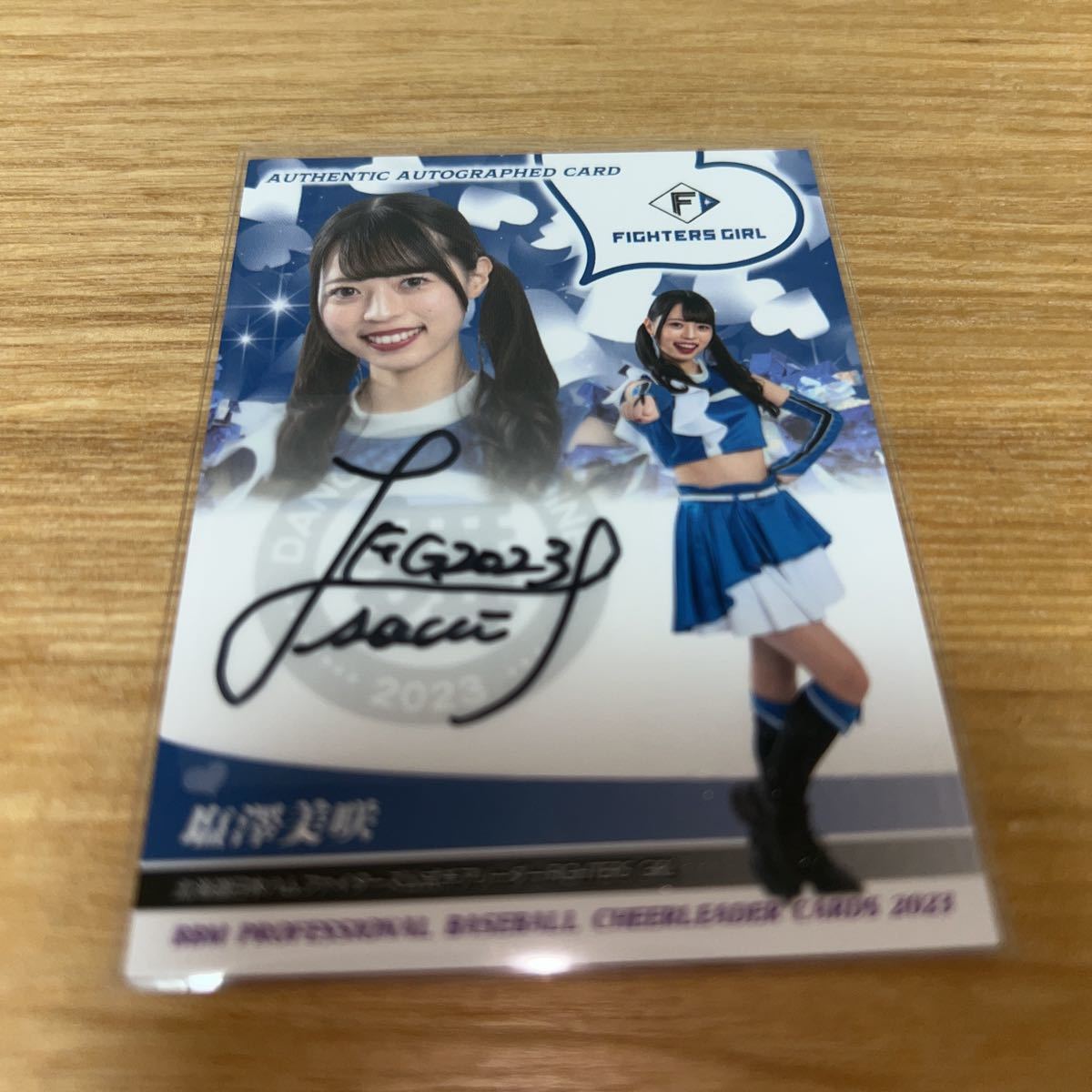BBM 2023 チアリーダー 舞 FIGHTERSGIRL 塩澤美咲 直筆サインカード 90 