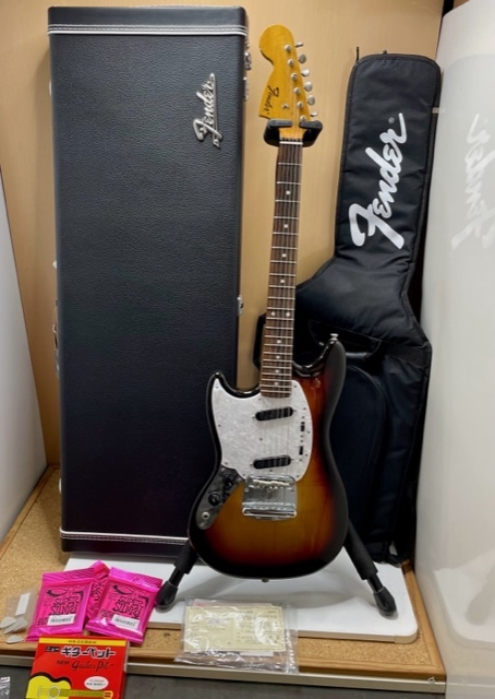 美品 fender japan フェンダージャパン ムスタング/左利き/レフティー 