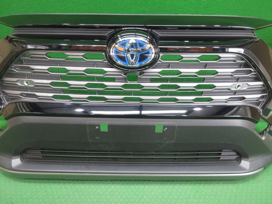 良品 RAV4 MXAA52/MXAA54/AXAH52/AXAH54 純正 フロントバンパー 52119