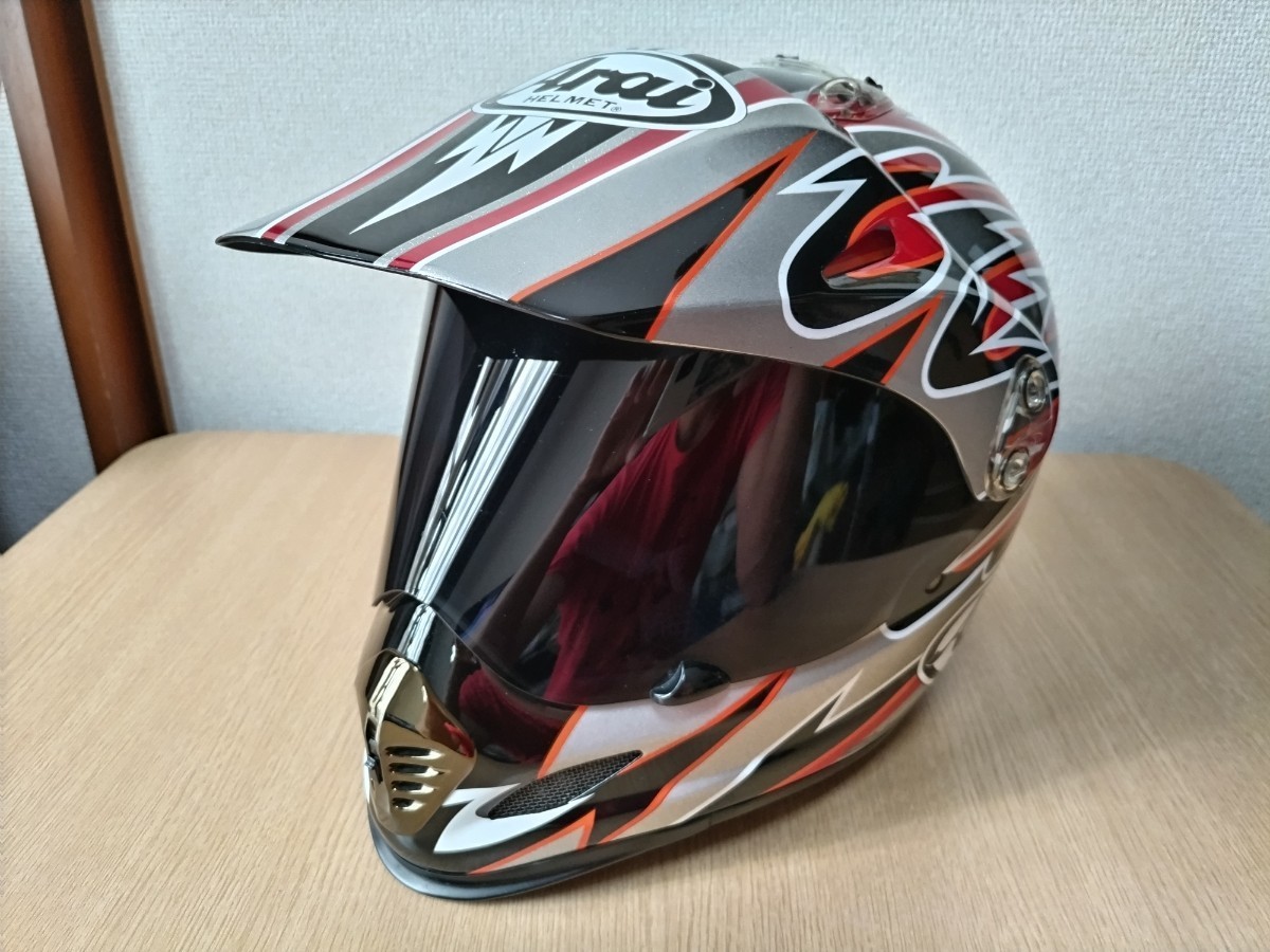 インテリアにどうぞ！アライヘルメット TXモタード VDB ヴァンデンボッシュ Ｌサイズ(59・60CM) ツアークロスシリーズ 標準シールド・取説