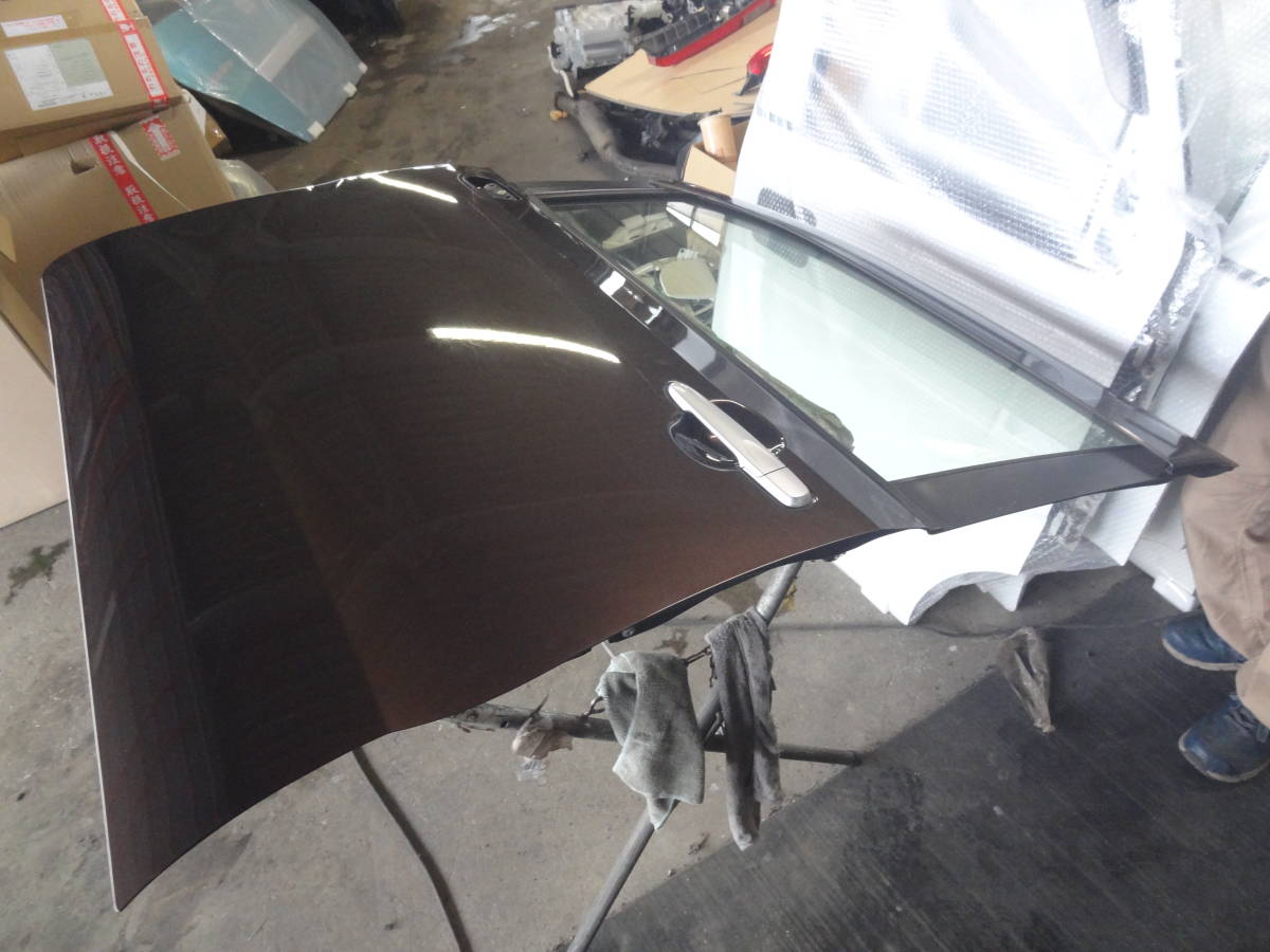 005108　H27年式　LA150S/ムーヴ　助手席ドア　左フロント　純正品番/67002-B2390　R59/プラムブラウン