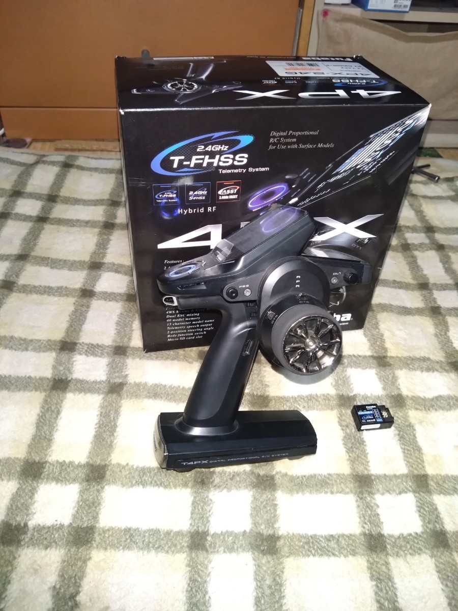 フタバ 4PX送信機、 R304SB-E受信機のセット