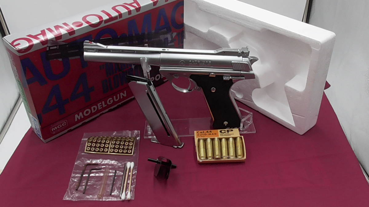 MGC 44オートマグ モデル180 金属ボルト付き ABSモデルガン 発火