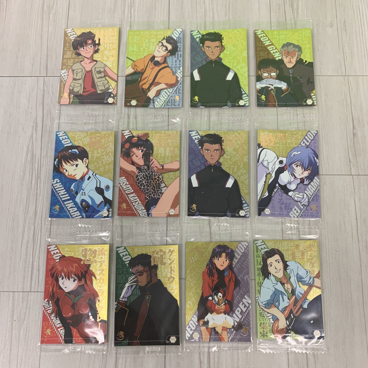 袋未開封 バンダイ 新世紀エヴァンゲリオン ウエハースカード×94枚