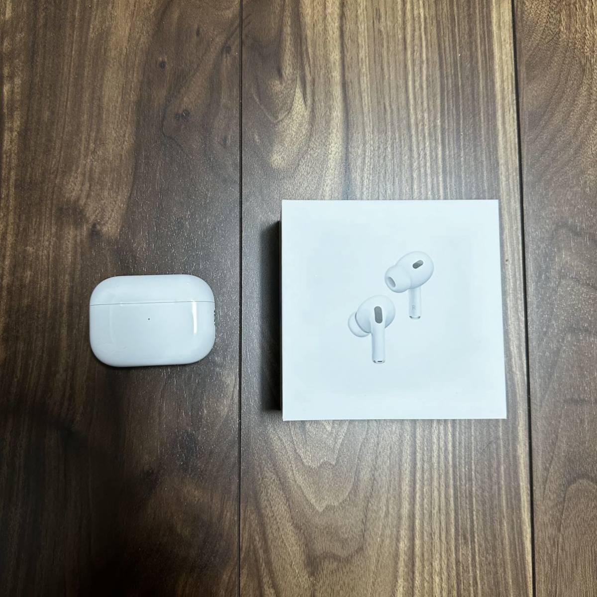 AirPods pro 第2世代　Apple _1