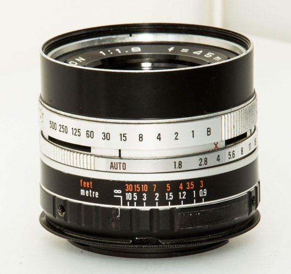 改造レンズ】KONICA HEXANON F1.8 45mm 【コニカ AUTO S2】のレンズを