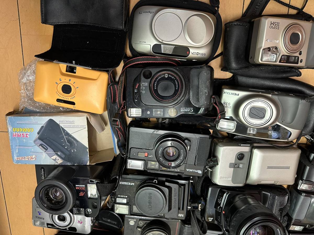 konica カメラ2点セット 【ジャンク品】 ☆ジャンク☆コンパクトフィルムカメラ☆大量まとめ Canon SONY FUJICA