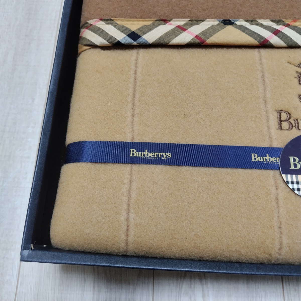 BURBERRY バーバリー ウール毛布 140×200cm ウール100% 西川産業 未