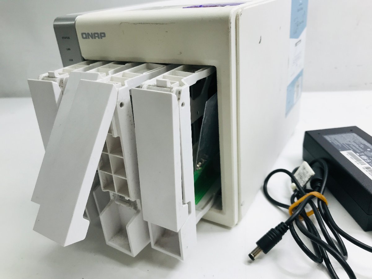 QNAP 4ベイHDDNAS TS-431P 外付けHDD ( HDD無し )ACアダプタ付き QNAP NAS