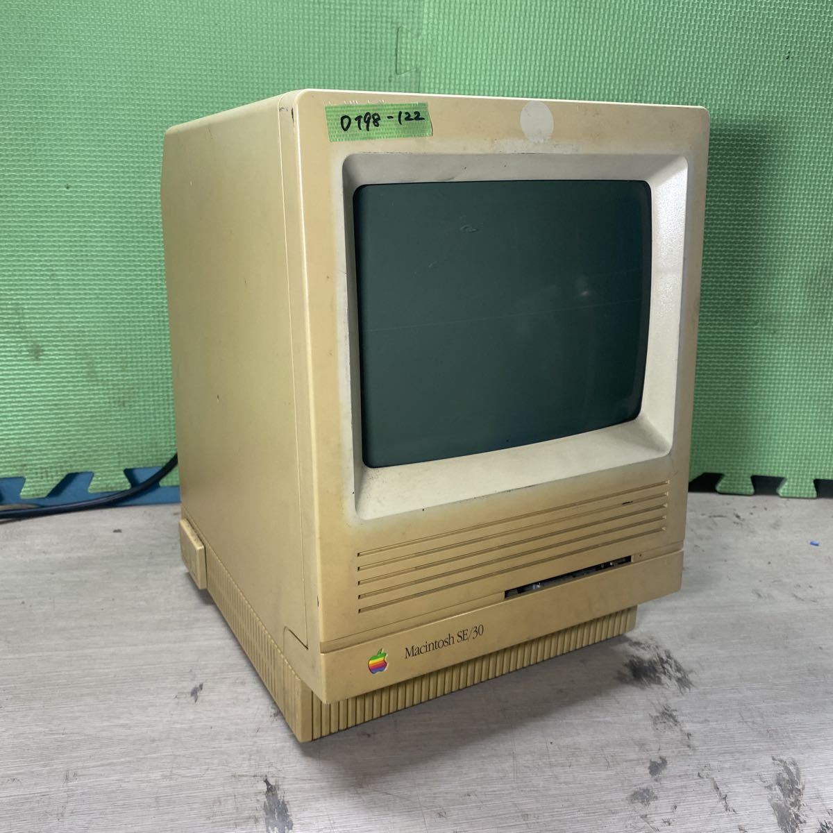 DT98-122 激安 Apple モニター Apple Macintosh SE/30 M5119 HDD欠品　通電確認済み　液晶不良 ジャンク