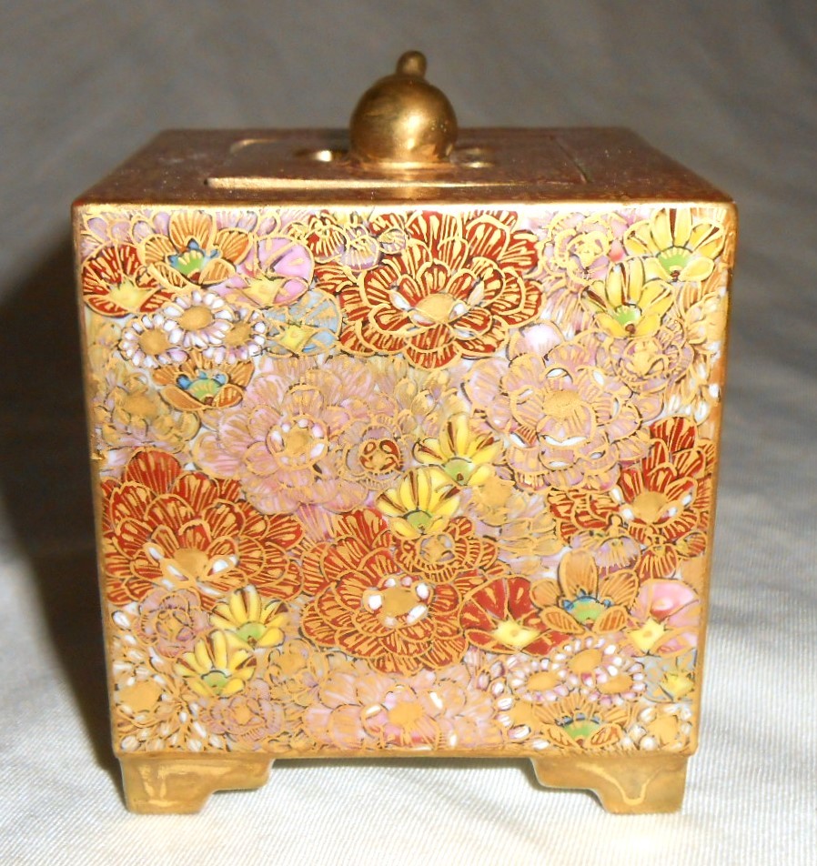 九谷 秋峰の値段と価格推移は？｜5件の売買データから九谷 秋峰の価値