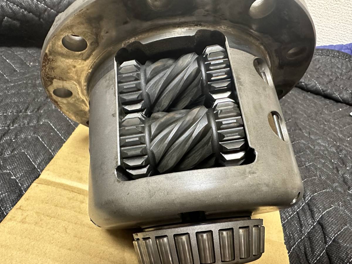 トヨタ純正 トルセン LSD デフ JZX100 チェイサー ツアラーV 8インチ用