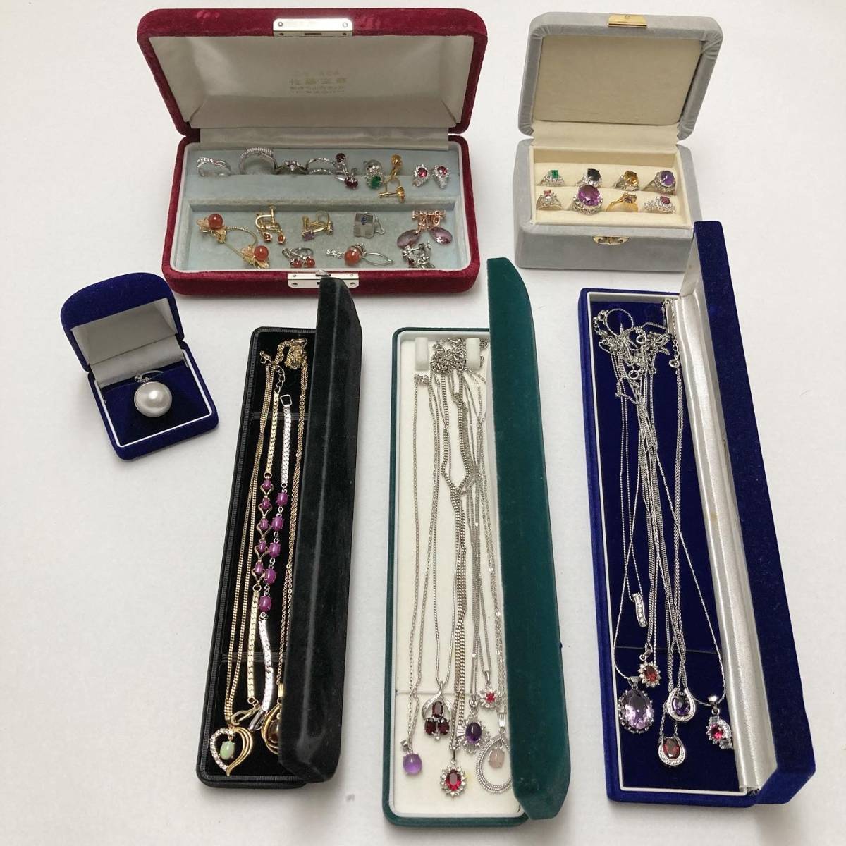 人気SALE，お買い得 大量 ゴールドシルバーカラー ヴィンテージ ファッション リング ネックレス等 アクセサリー おまとめセット②(ネックレス、ペンダント)｜売買されたオークション情報、yahooの商品情報を その他