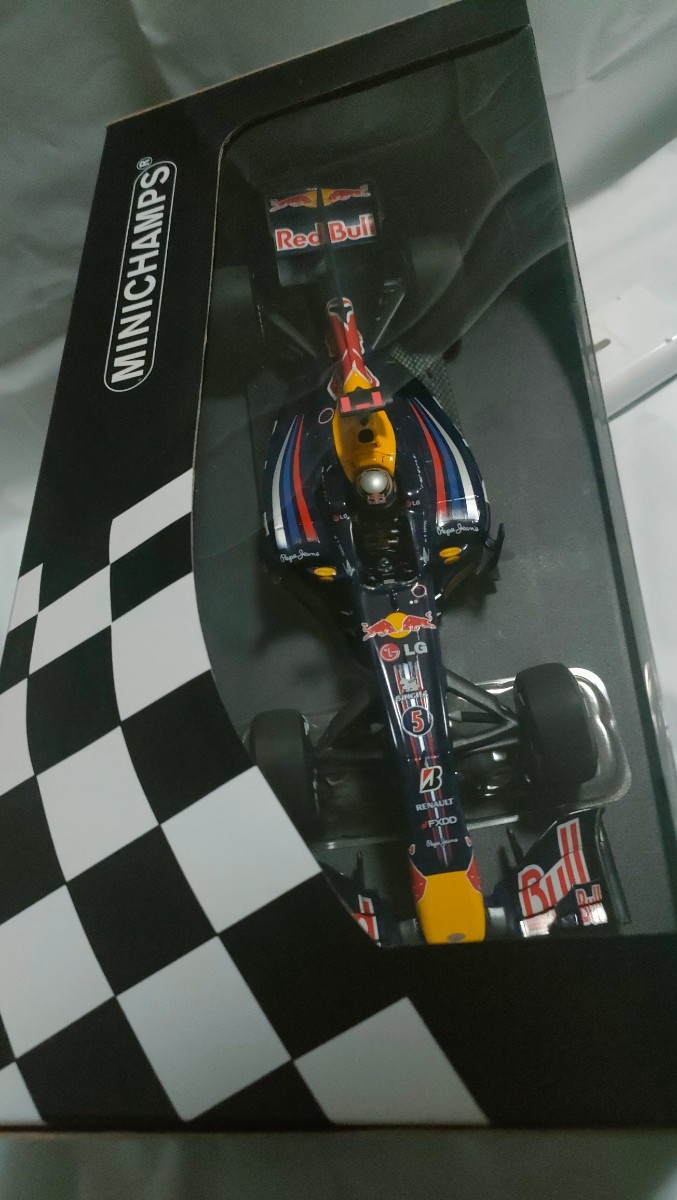 未開封美新品 1/18 レッドブル レーシングルノーF1 RB6 セバスチャン