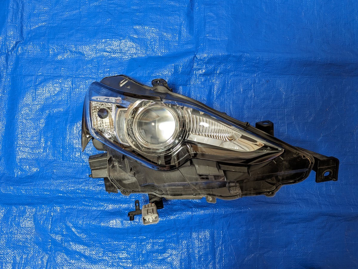 ASE30 AVE30 LEXUS IS 前期 ヘッドライト 右 純正 HID 53-85 レクサス
