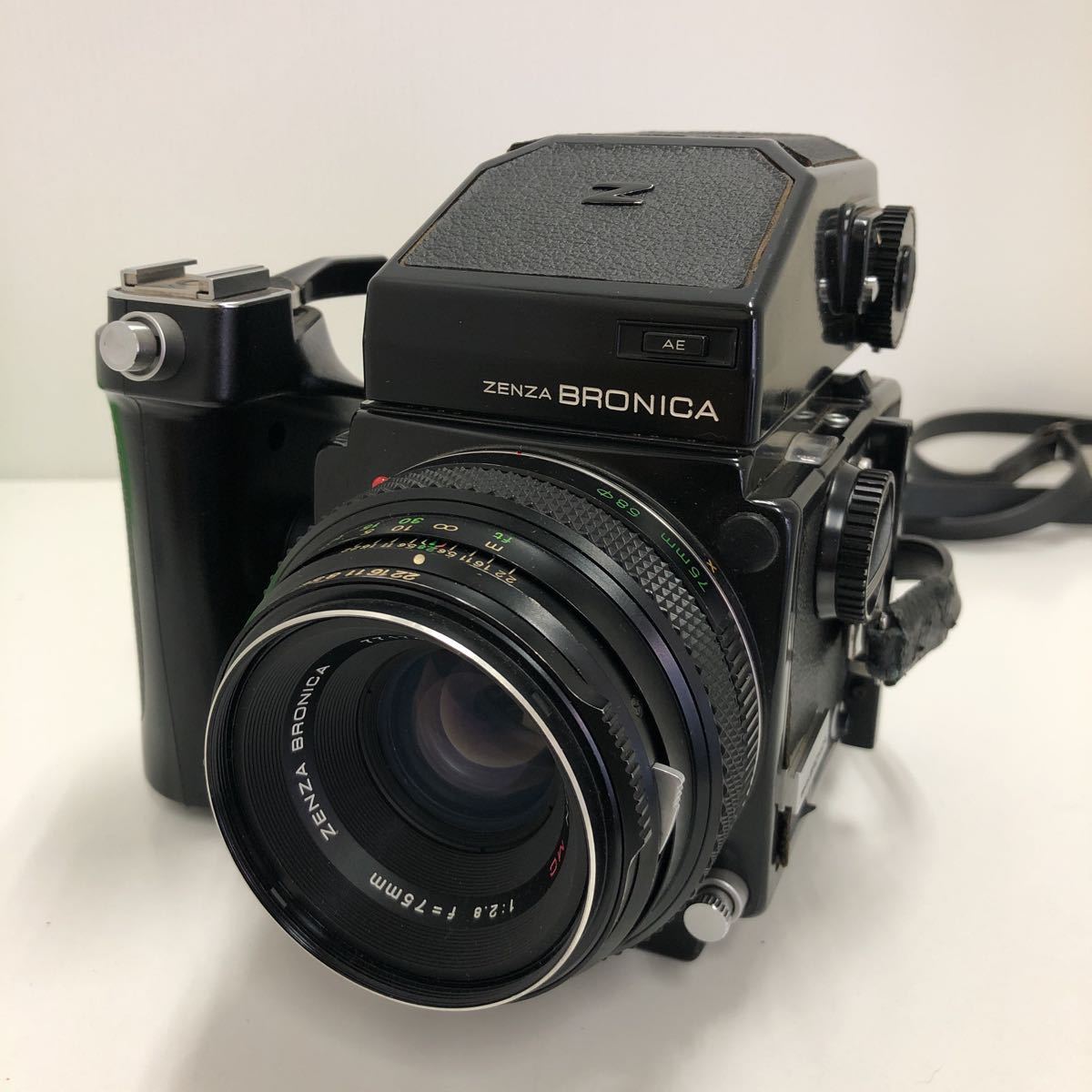 ZENZA BRONICA