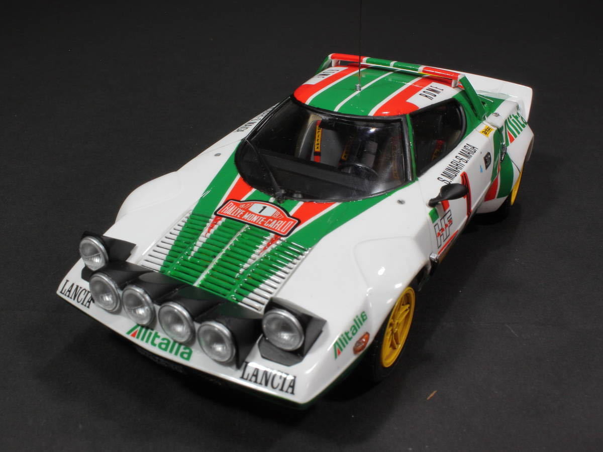 ハセガワ 1/24 ランチア ストラトス HF "1977モンテカロル ウィナー" 改修 塗装 完成品　ラリー　WRC 車　スバル　三菱