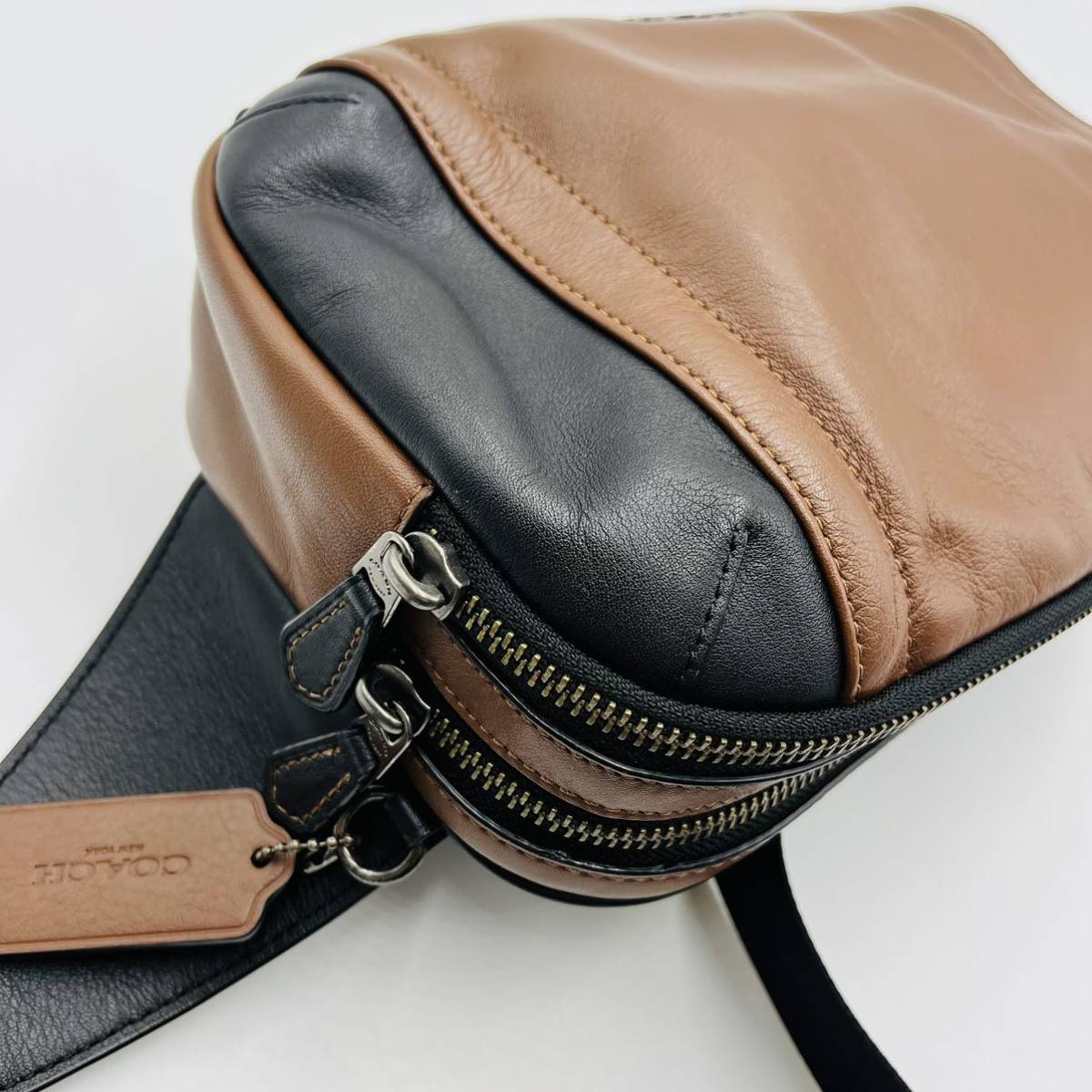 1円【未使用級】COACH コーチ ウエストポーチ ボディバッグ ワン 