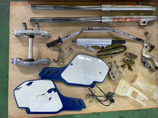 1011-15L3 カワサキ KX125 KX125F 色々パーツセット シート フレーム