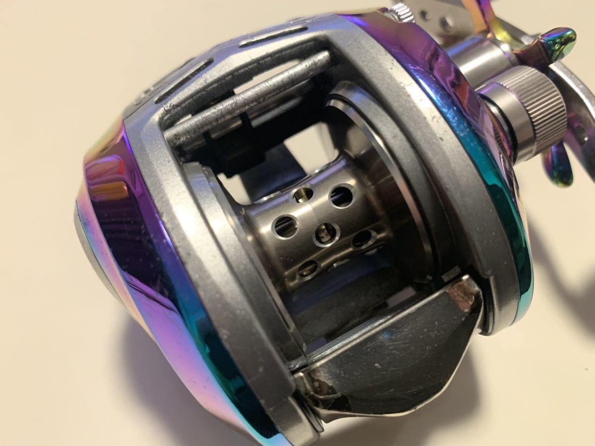 レボエリートオーロラ　右巻き アブガルシア REVO レボ エリート オーロラ ELITE AURORA 右巻き