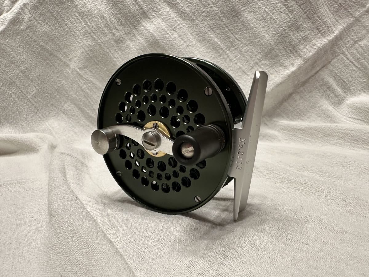 IWANA FishingのS.E. Bogdanボグダンスタイルのクラシックトラウトフライリール