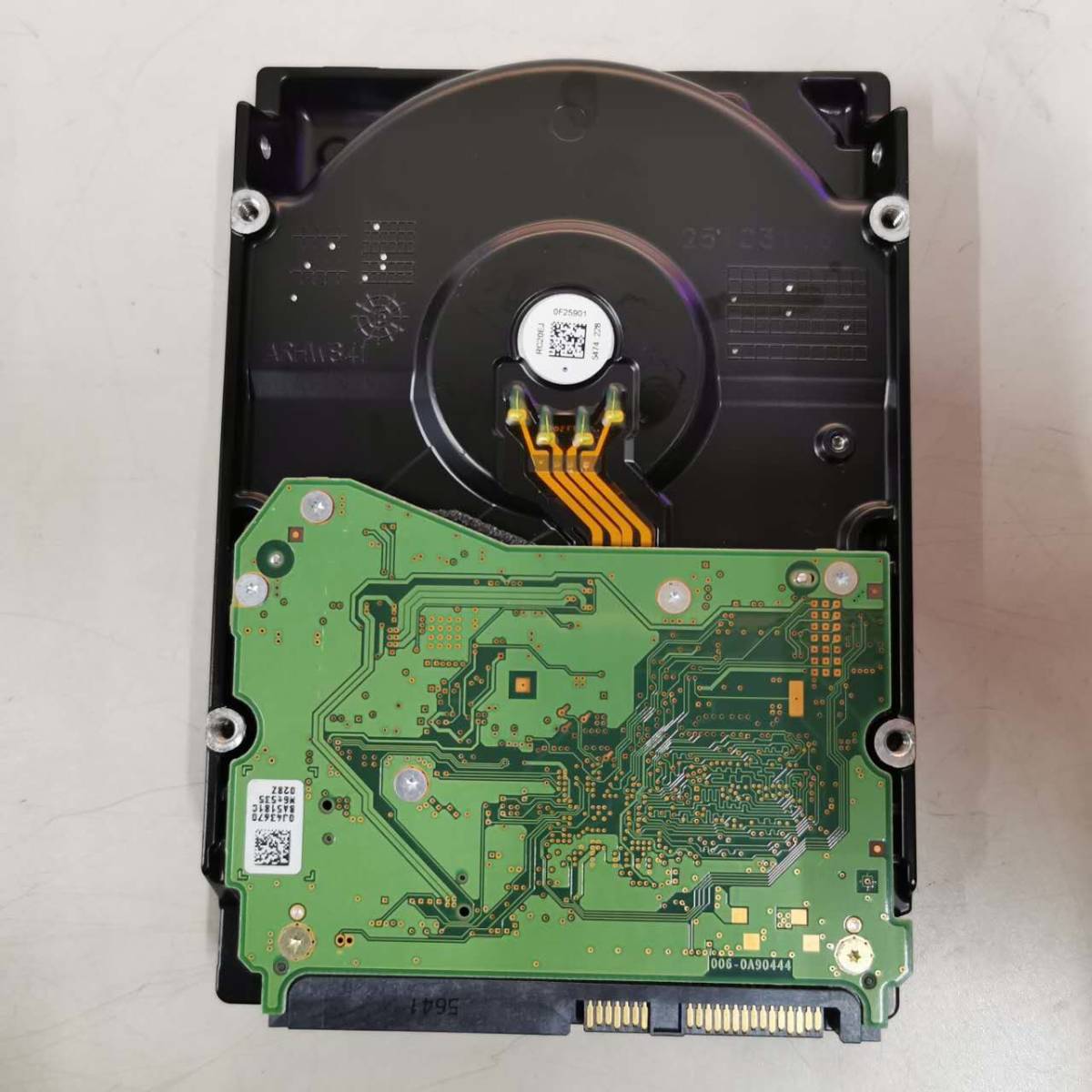 HGST 8GB 3.5''HDD ハードディスク /PCパーツ/動作未確認 ジャンク品