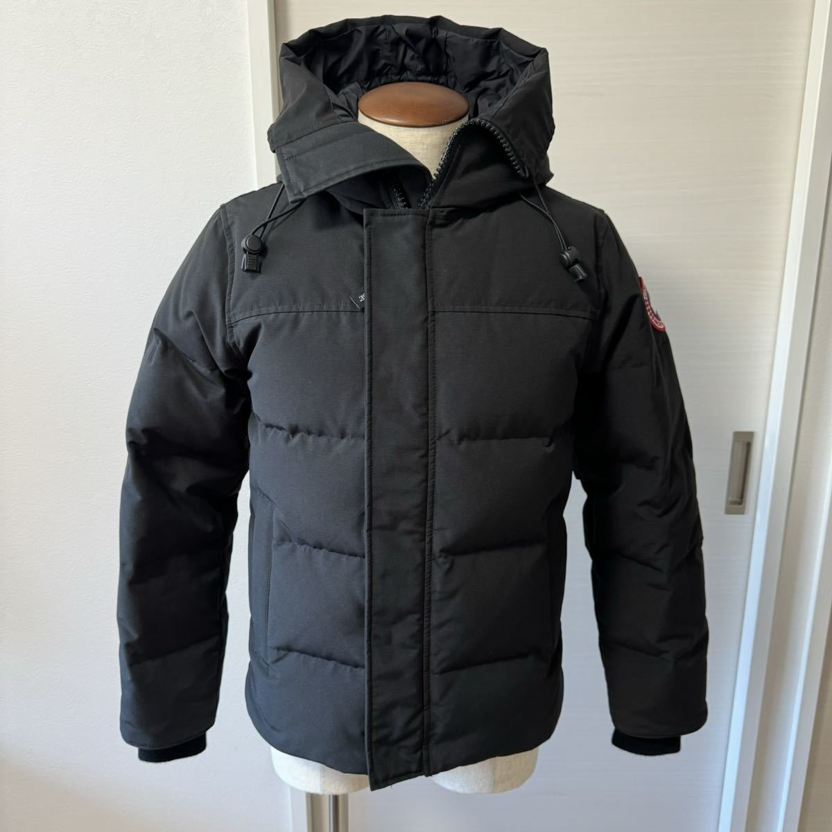 値下げ】【新品同様】定価163，900円 サイズS CANADA GOOSE カナダ 