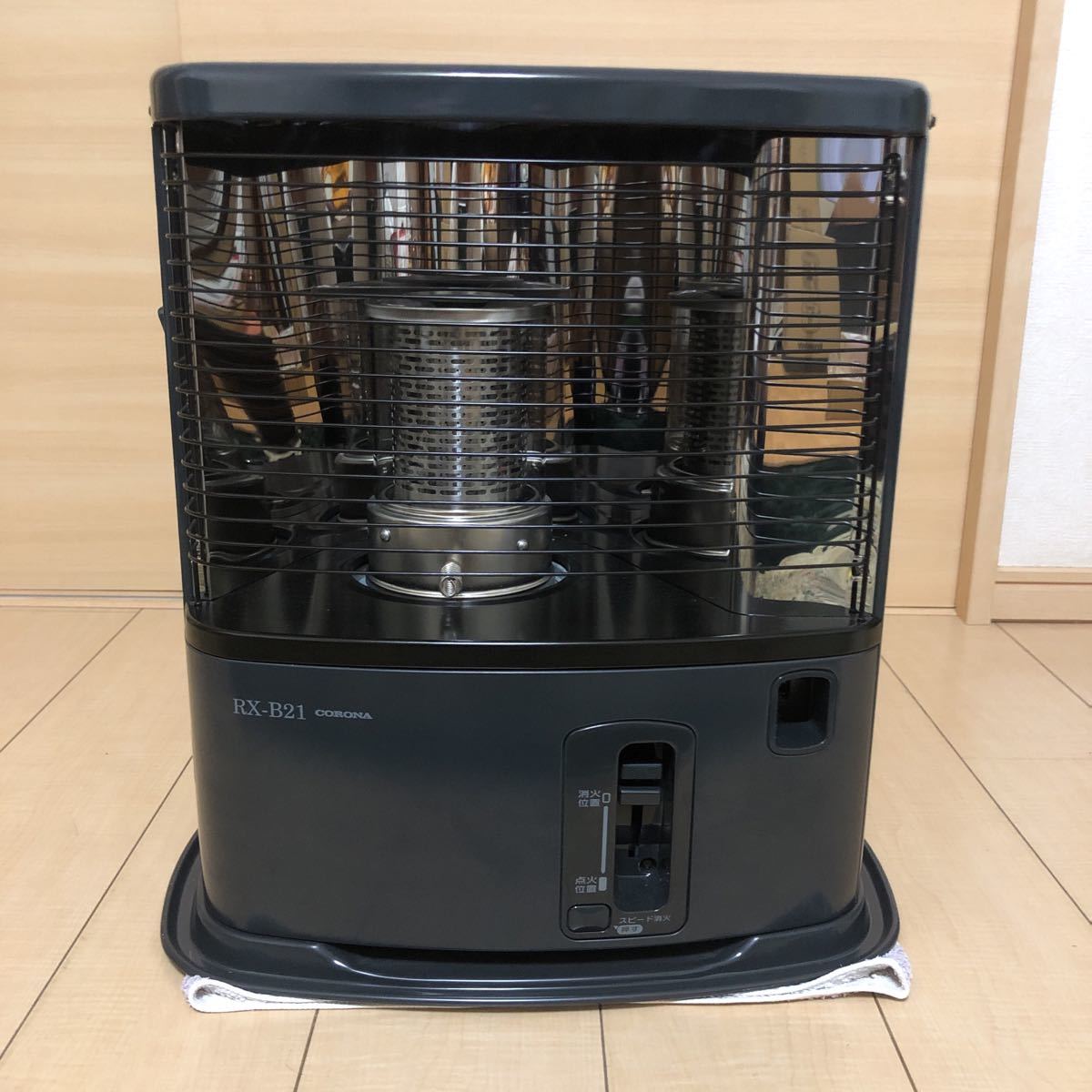 コロナストーブ点火 石油ストーブ 名称 12 24コロナ CORONA 煙突式