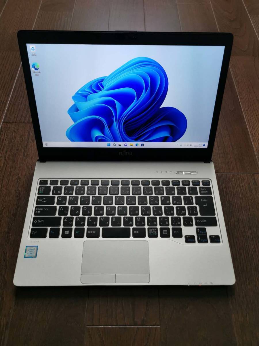 美品 FUJITSU LIFEBOOK WS1 第8世代i7-8550U/8GB/SSD/DVDマルチ