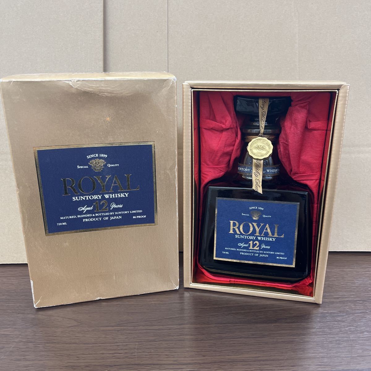 48.☆未開栓☆ SUNTORY サントリー ROYAL ローヤル 12年 青ラベル