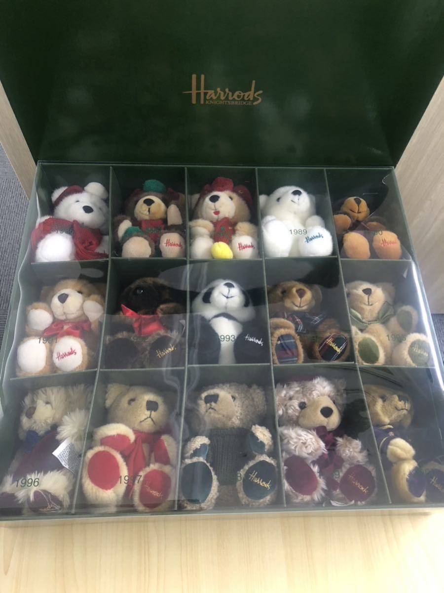 ハロッズベア1999 2000 まとめ売り　 テディベア Harrods Harrods ハロッズ テディベア 3体セット 1999&2000年 限定 - メルカリ