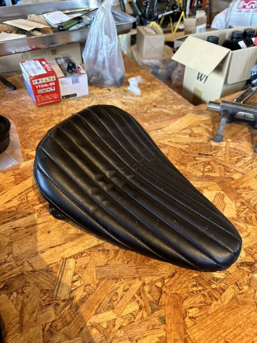 本革ソロシート タックロール ショベル アーリー パン ナックル_1