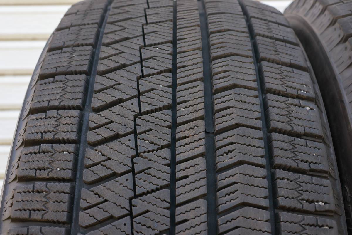バリ溝！　ブリジストン　ブリザック　VRX2　225/50R17　4本セット　　　　　ig60wm02