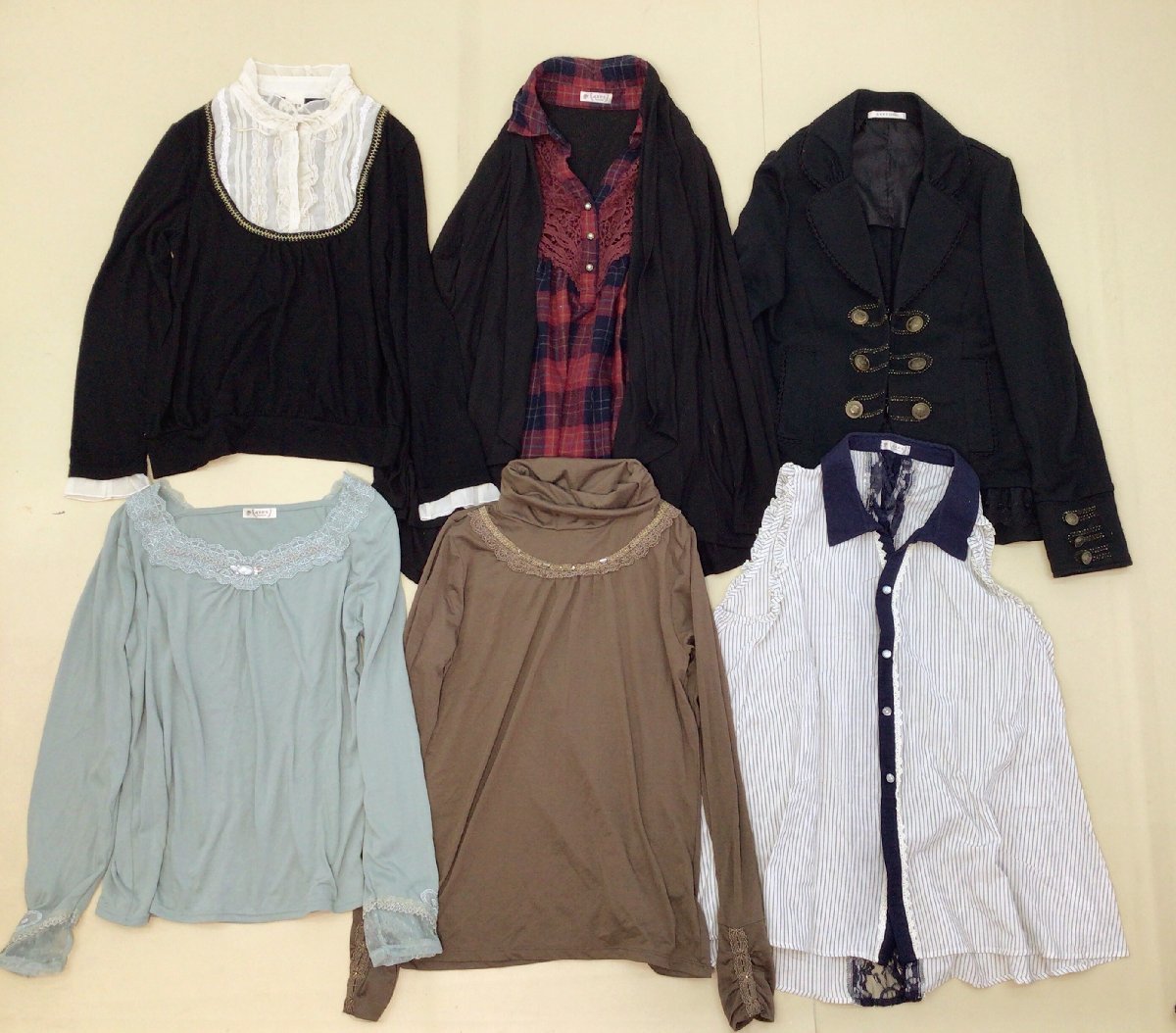 ■axes femme アクシーズ 量産型 地雷系 姫 レディース衣類 29点 約8kg まとめ売り ワンピース カットソー スカート 卸■ femme axes アクシーズファム ラクマ 03 姫ギャル