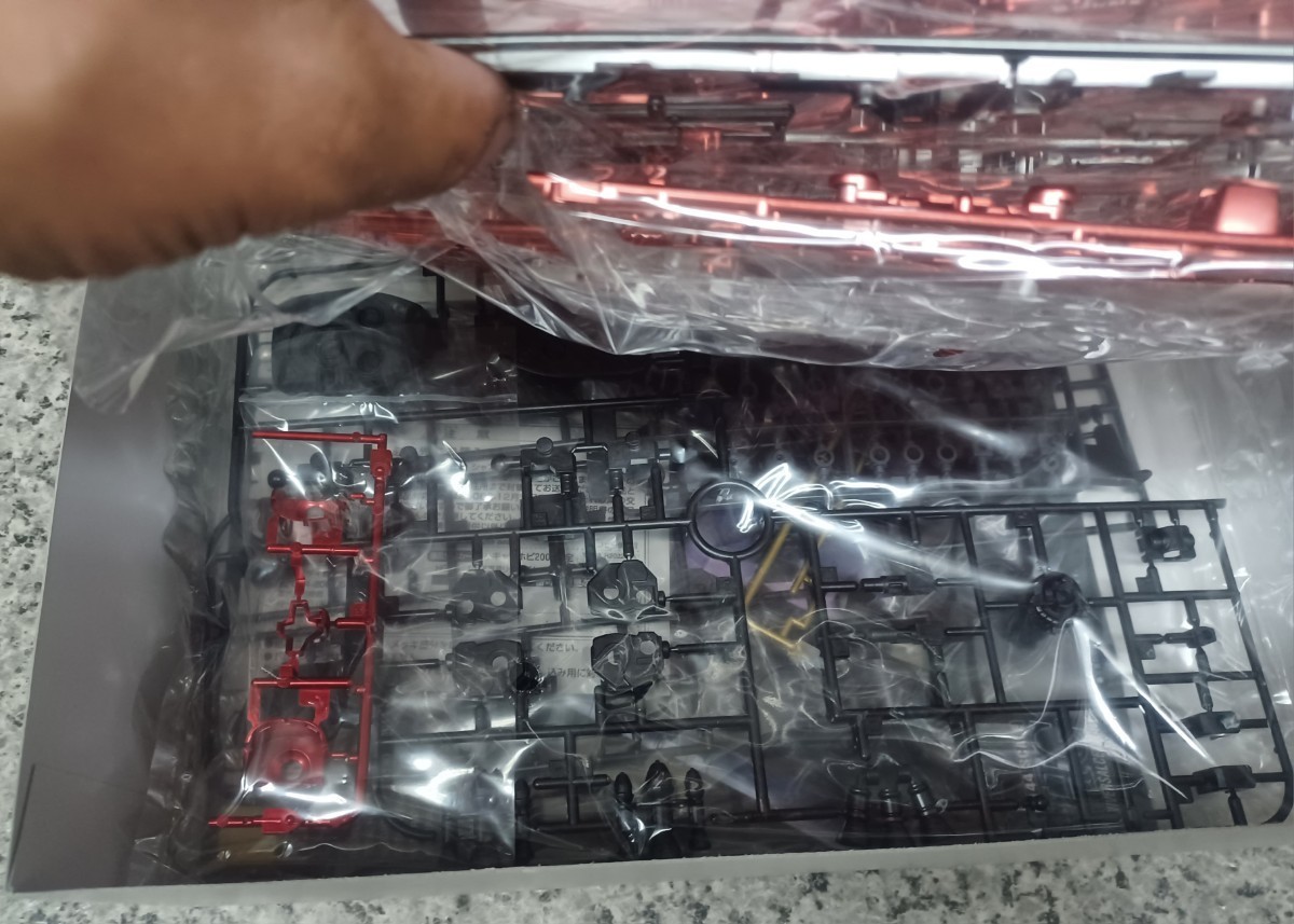 【未開封品】HGUC 1/144 機動戦士ガンダム シャア専用リック・ドム コーティングバージョン キャラホビ2007限定版 1&frasl;144 HGUC |
