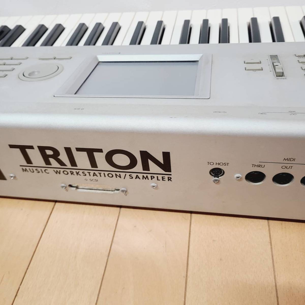 TRITON シンセサイザー コルグ KORG - ジャンクKORG Extreme ワーク
