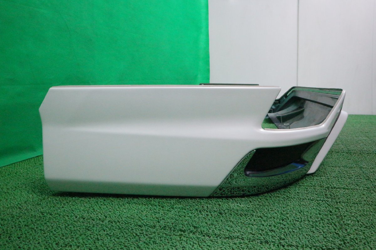 1108 300 ランクル ランドクルーザー 純正 モデリスタ リヤスカート