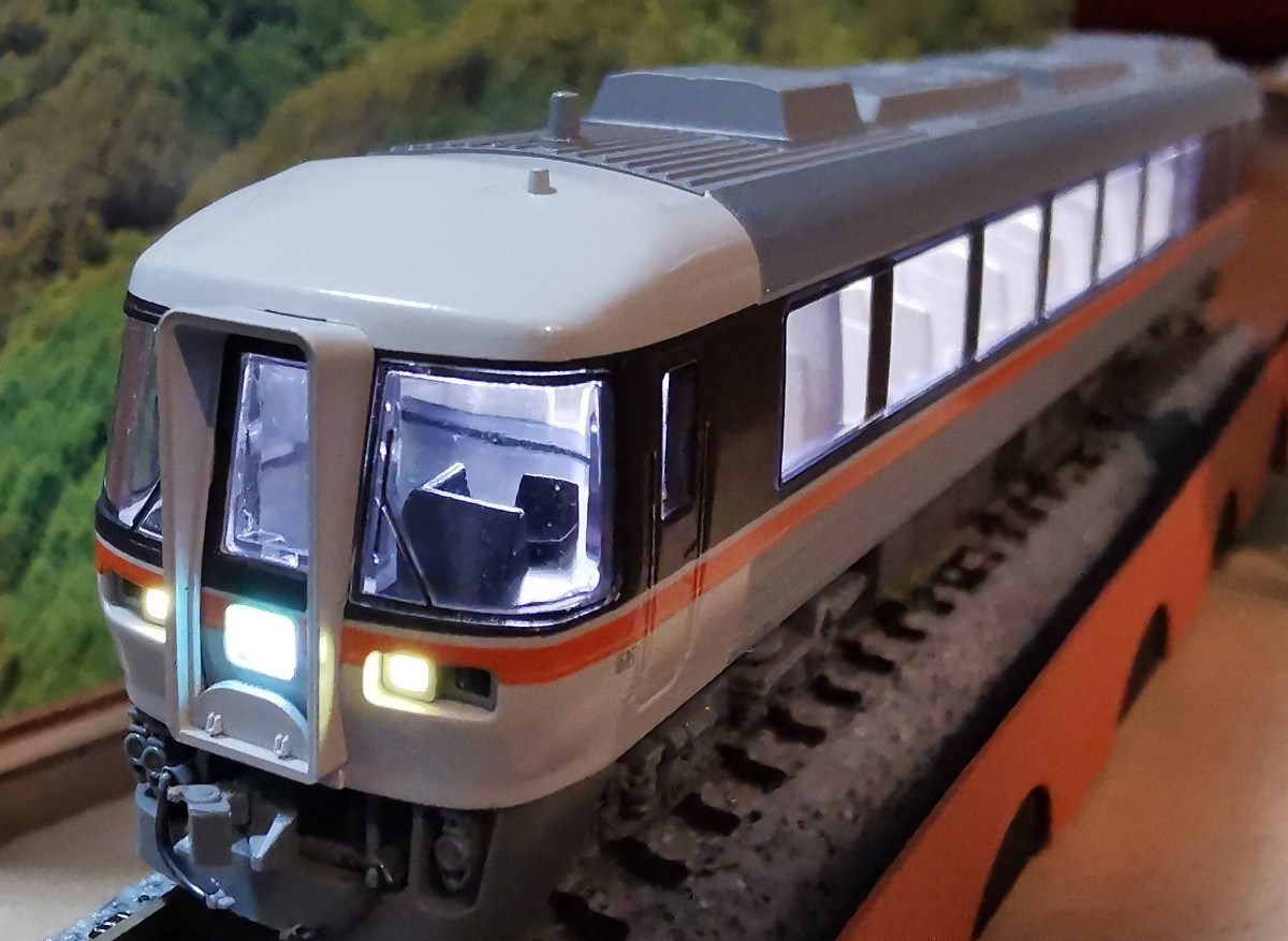 ★1円スタート★KATO 10-1405 キハ85 1109　ワイドビューひだ・ワイドビュー南紀　バラシ 加工品 室内灯入り 【ジャンク品】