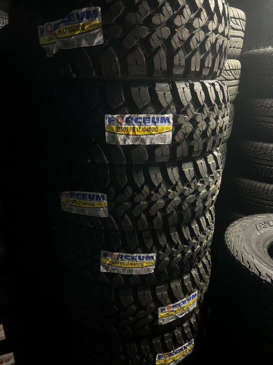 FORCEUM 235/75 R15 LT104/101Q