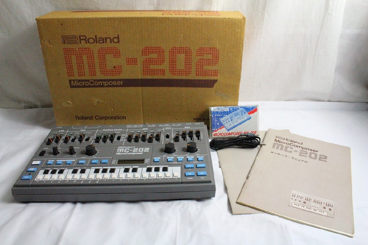 1qP10143F】☆Roland☆ローランド☆シンセサイザー☆MC-202