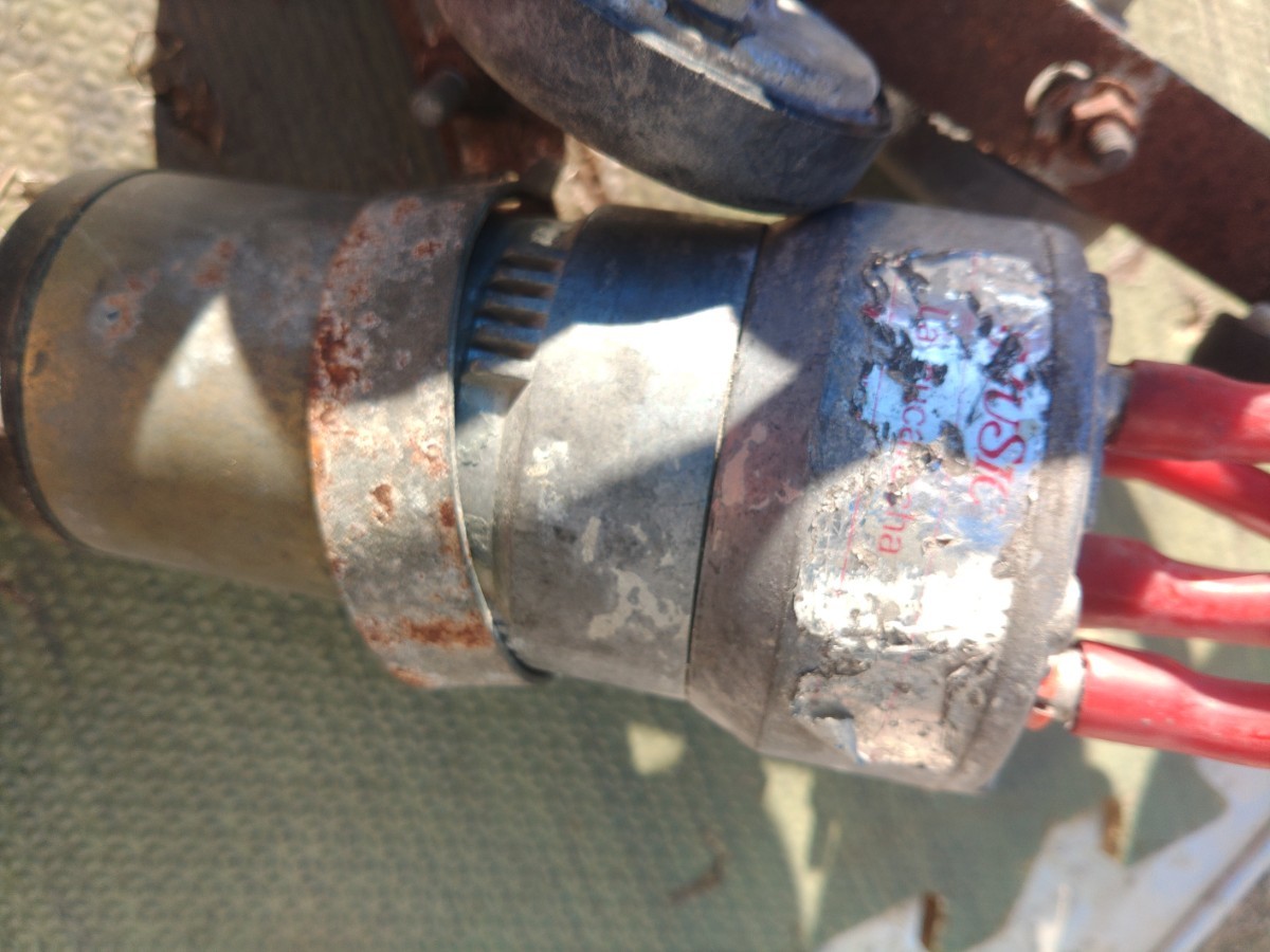 5連ニュージックホーン ラッパ　ラッカラーチャ　made ion italy 鉄ラッパ　当時物　暴走族　ヤンキー　CBXCBRFXGSGSXセドリッククラウンに