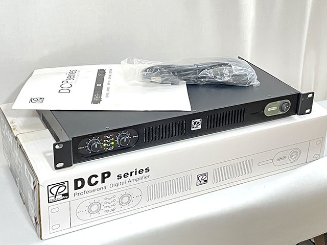 classic-pro DCP1100 2ch パワーアンプ Classic Pro DCP1100（300W+