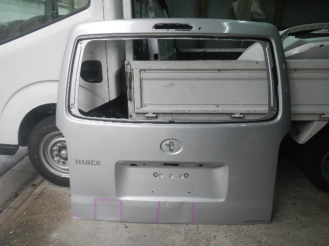 G34350 200 ハイエース 後期 標準ボディー ノーマルルーフ バックドア リアゲート パネル シルバー 1E7