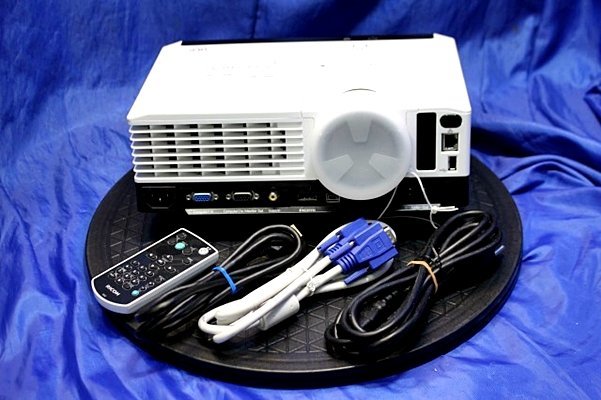 ★輝度3600lm/投影OK/659h★ RICOH/リコー WXGA 短焦点プロジェクター 有線/無線LAN対応 ★PJ WX3351N/リモコン・HDMI・VGAケーブル 47648Y