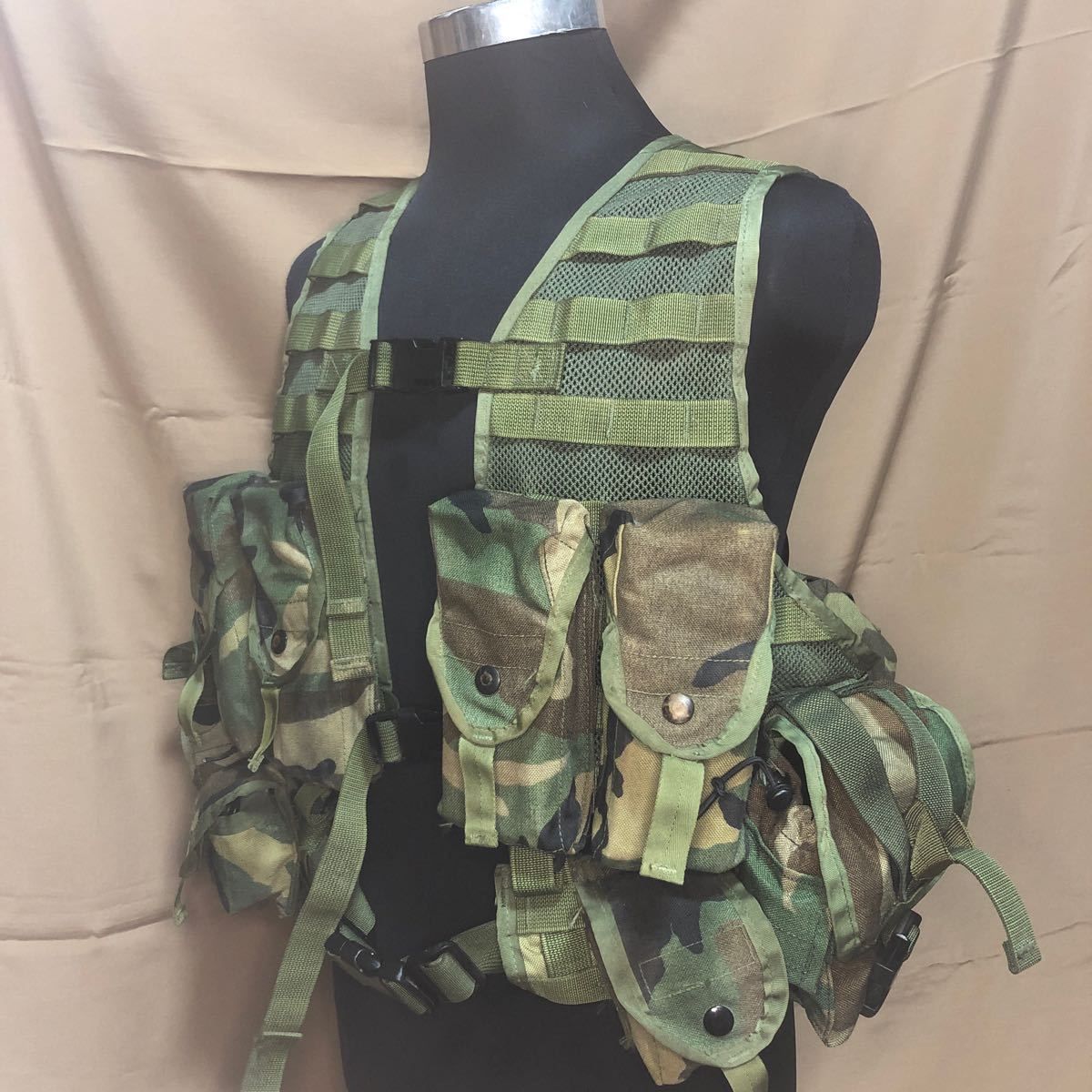 実物米軍官給 MOLLE FLCファイティングベスト マガジンポーチ ハンド