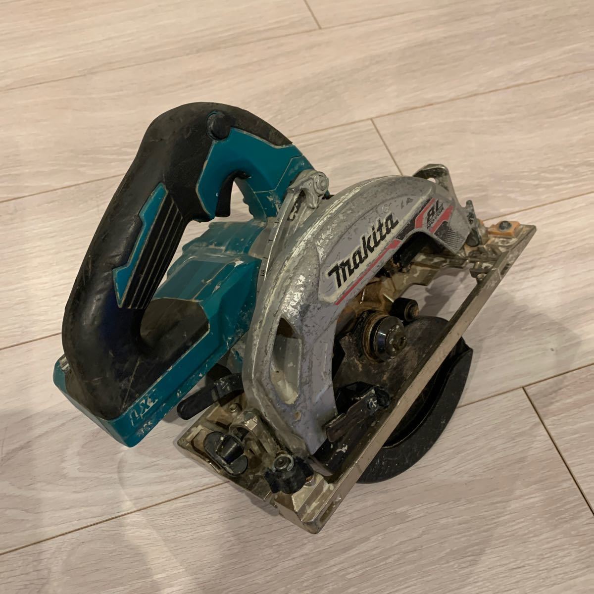 ジャンク MAKITA マキタ HS631D 充電式丸ノコ 165mm 18V