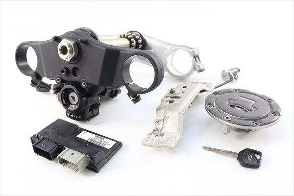 のののになります CBR1000RR[20ステム ECU カギセット 鍵 ※鍵は共通です]｝C パーツ