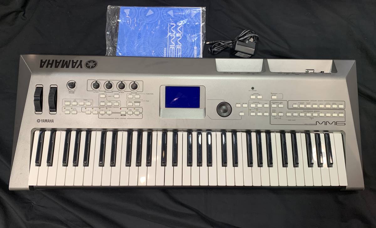 激安大特価，品質保証 鍵盤が光る電子ピアノ カシオ Privia PX-500L