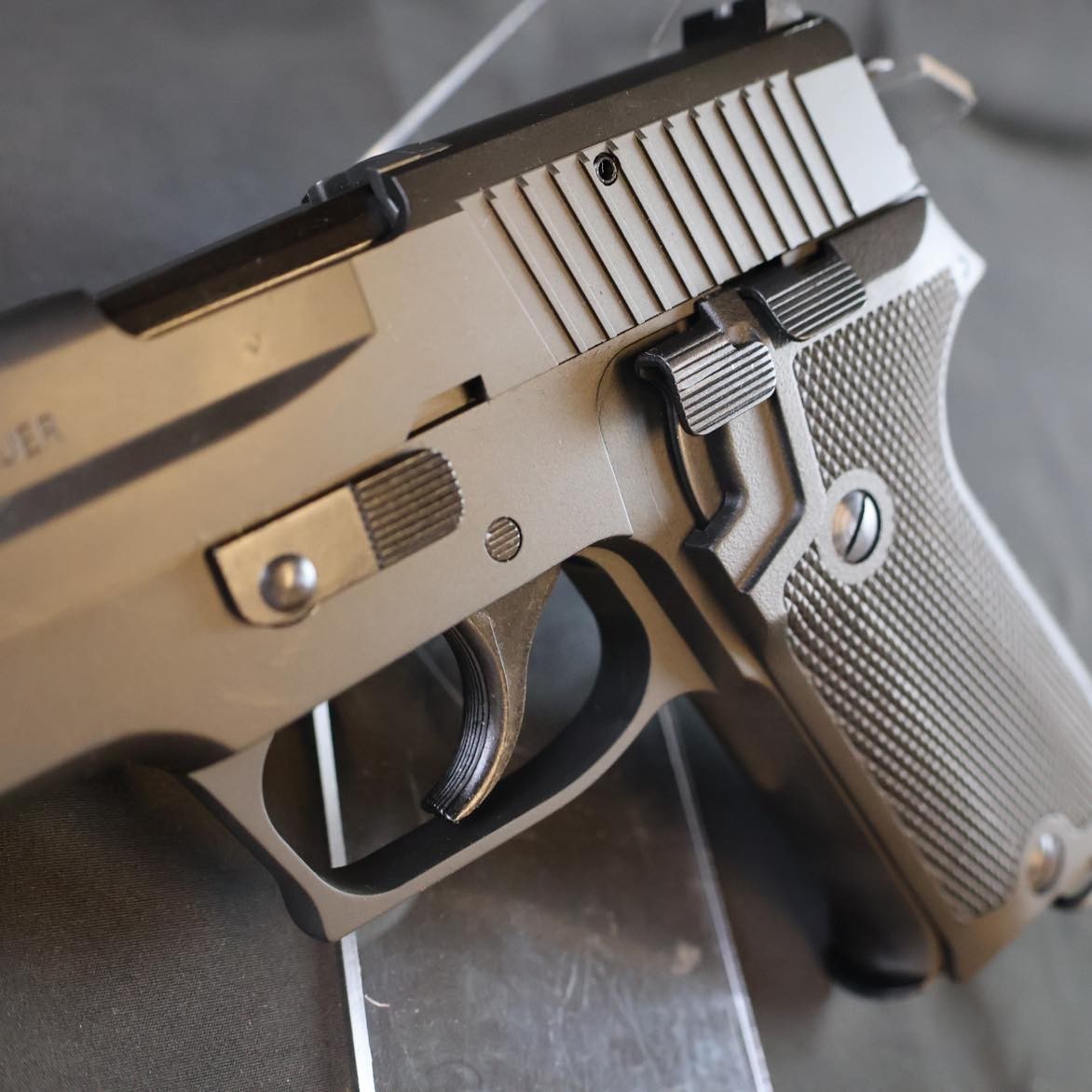 タナカワークス SIG P220 陸上自衛隊 9mm 拳銃 モデルガン 陸自 JGSDF