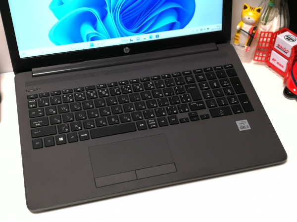 2021年製 ほぼ未使用SSD240GB COREi3-1005G1 メモリ16GB搭載☆最新